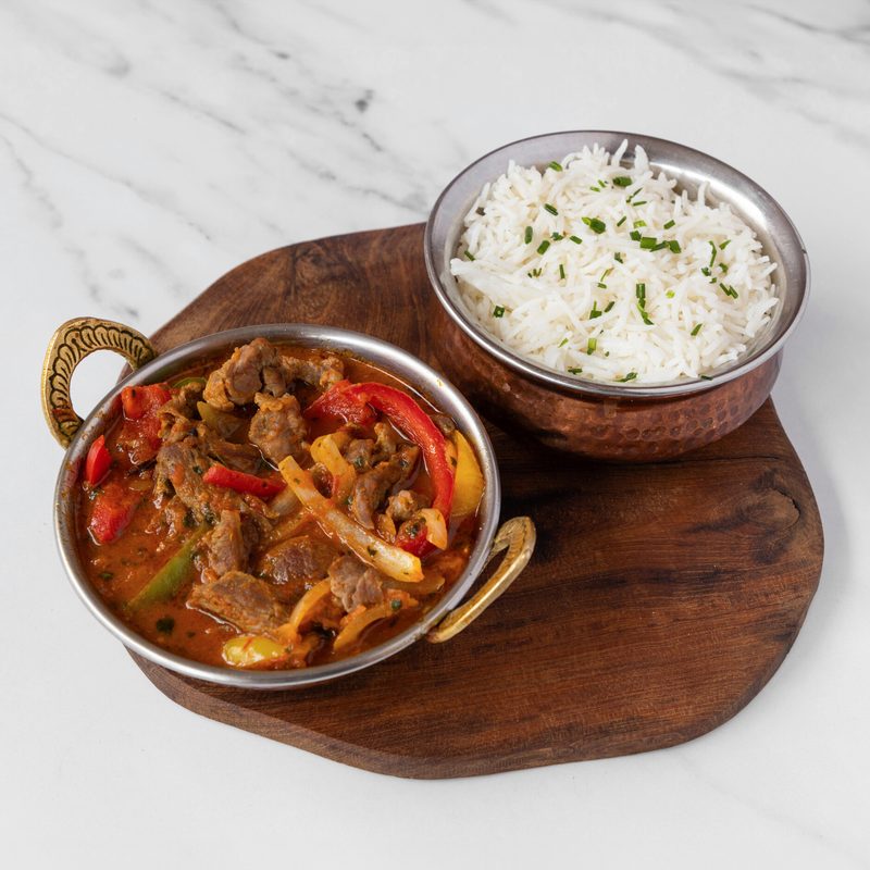 Mutton do Piaza mit Zwiebeln und Paprika